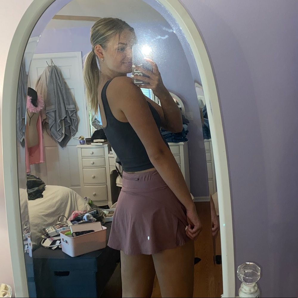 Play Off The Pleats Skirt